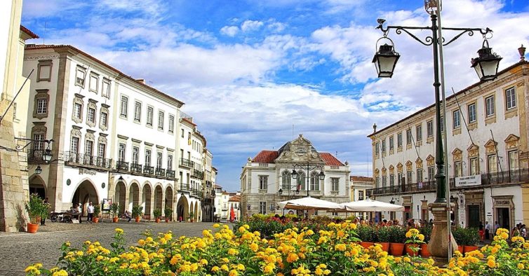 Historic centre of Évora, a UNESCO World Heritage city filled with monuments and vibrant student life, featured in the Lisbon to Évora Private Wine & Culture Tour by Lux Motion.